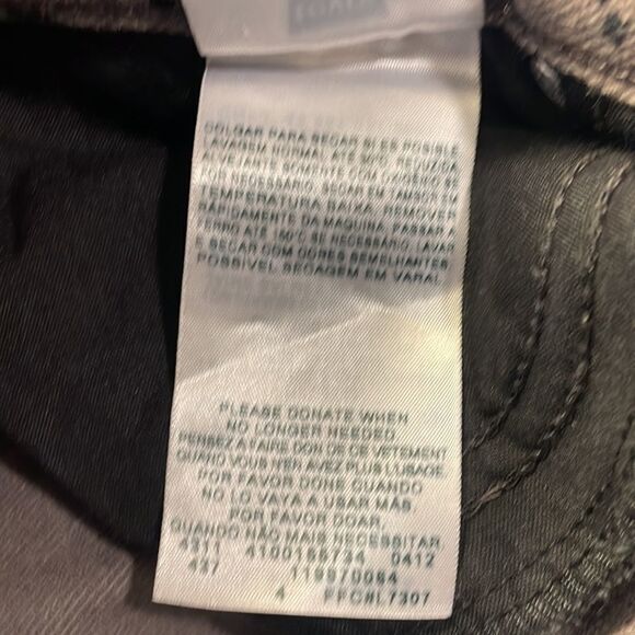 Levi 535 grey with black designs leggings - Picture 13 of 14